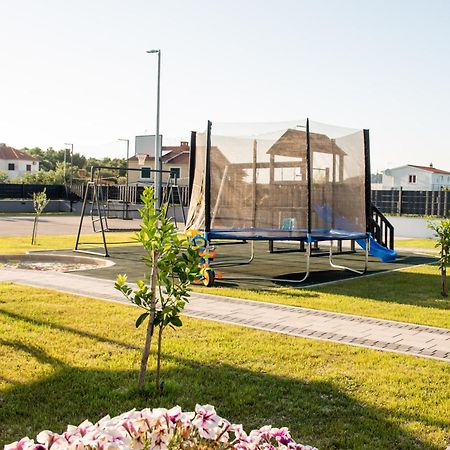 Luxury Apartments Alkar With Swimming Pool Ražanj Esterno foto