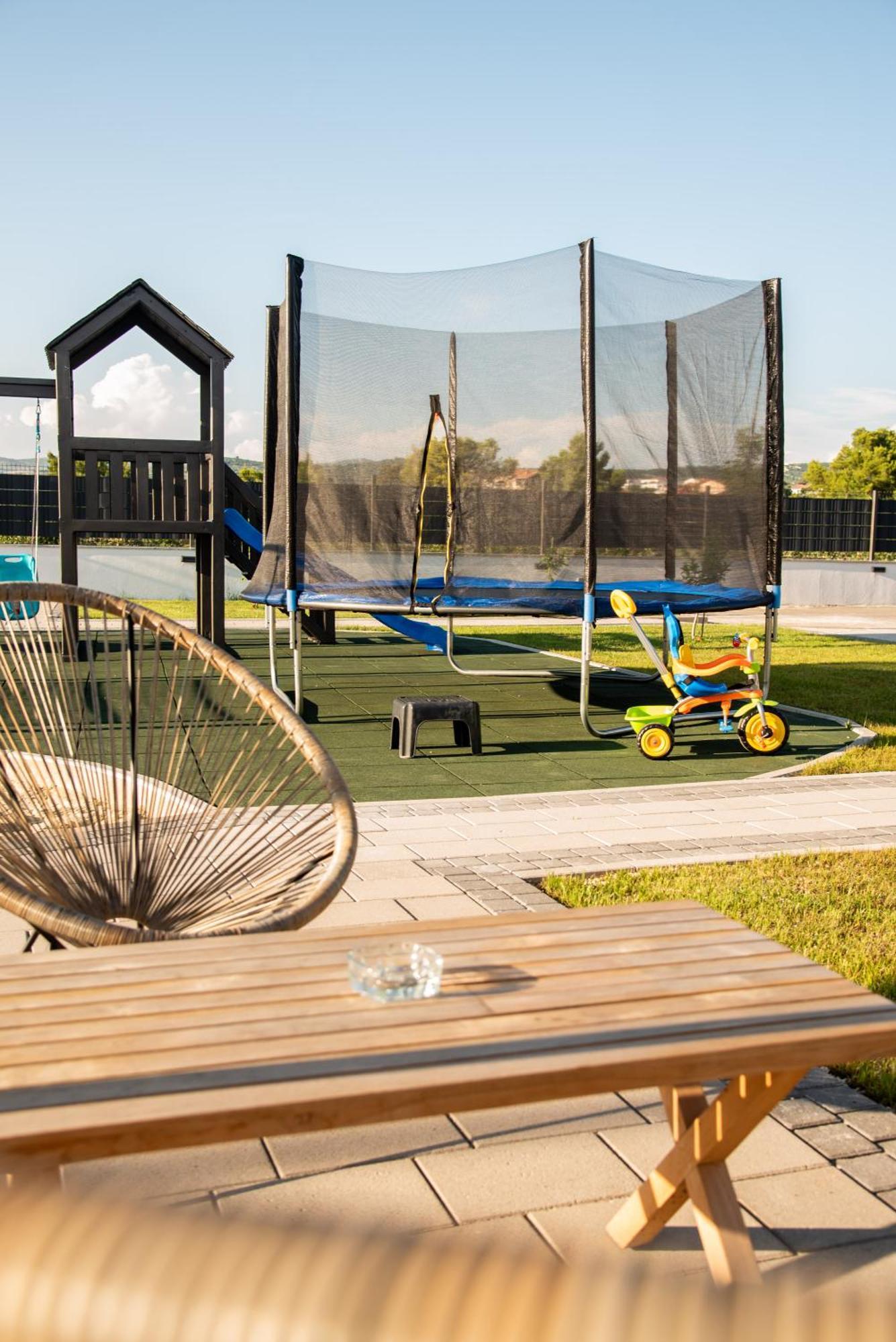 Luxury Apartments Alkar With Swimming Pool Ražanj Esterno foto
